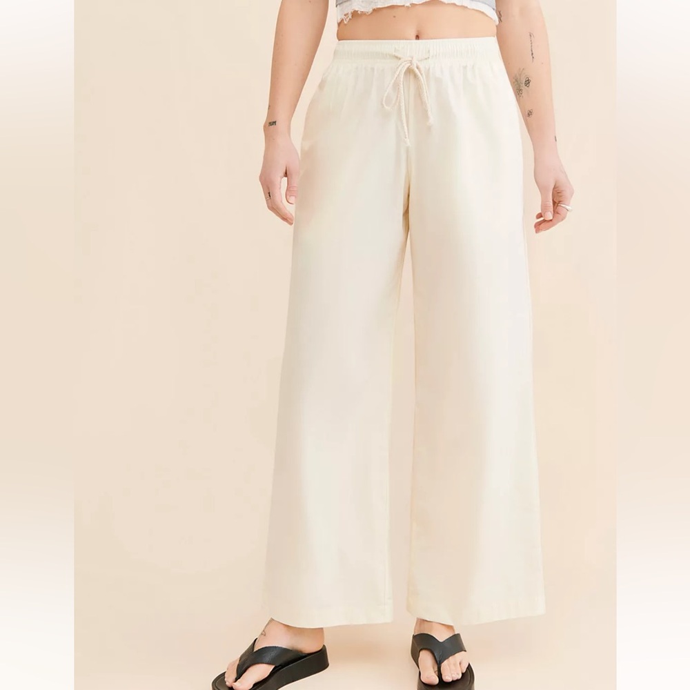 DONNI. Cream Wide-Leg Pants